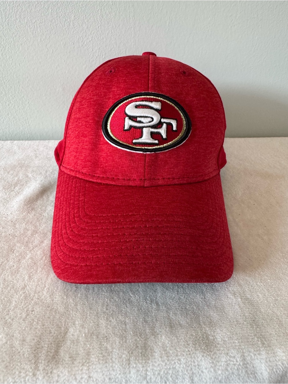 New Era  San Francisco 49ers Red Logo Baseball Cap L/XL